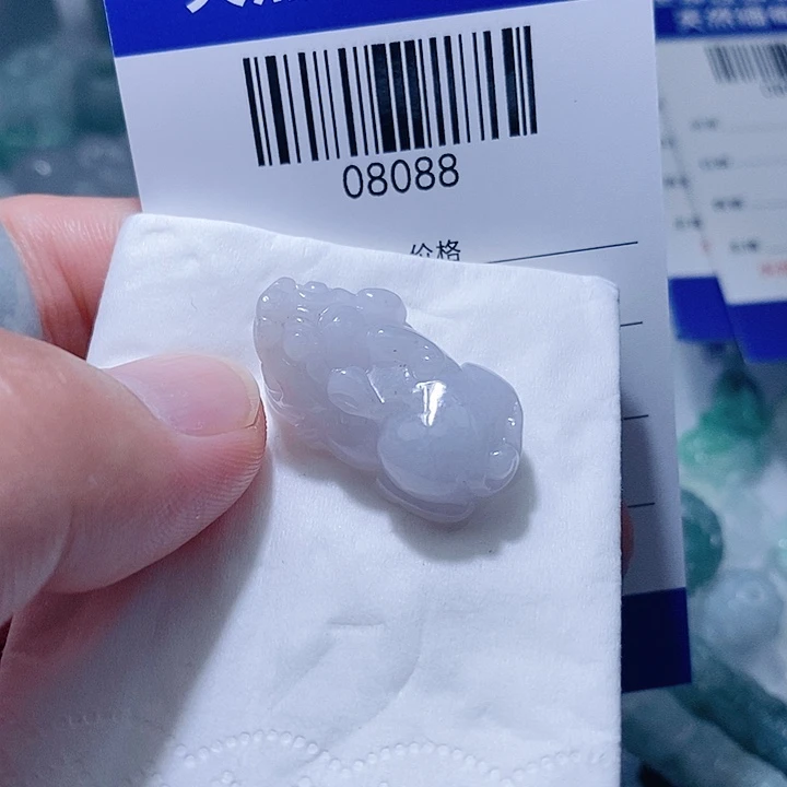 翡翠未镶嵌颈饰天光墟翡翠市场现金代购