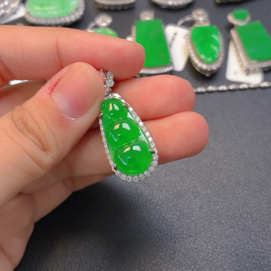 翡翠银S925镶嵌颈饰