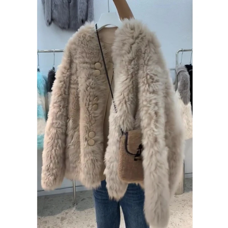 QDA5233高级感温柔风韩系上衣卡其色毛绒小香风外套女装秋冬季