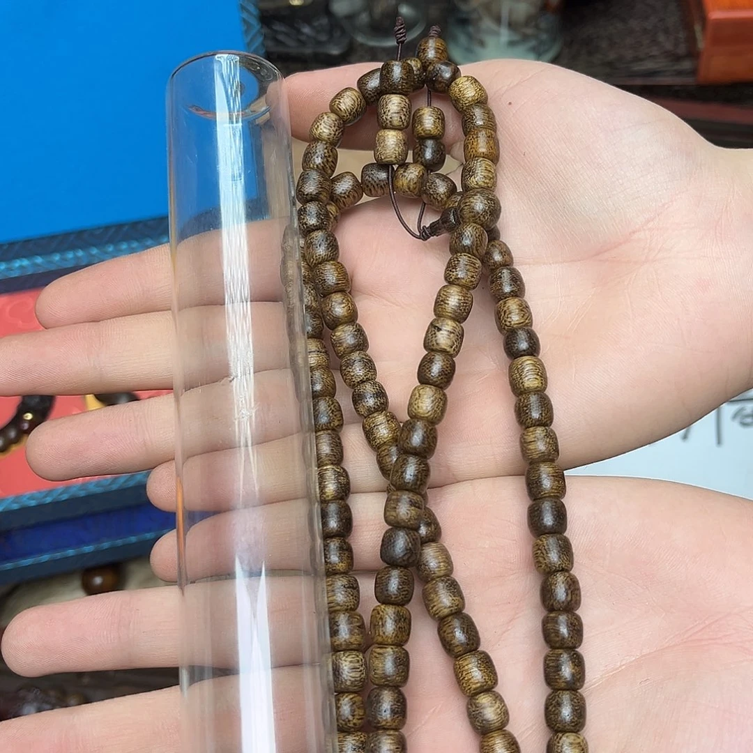 大叶紫檀（黑酸枝木类）