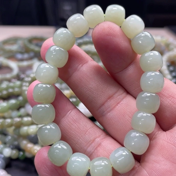 和田玉手链未镶嵌