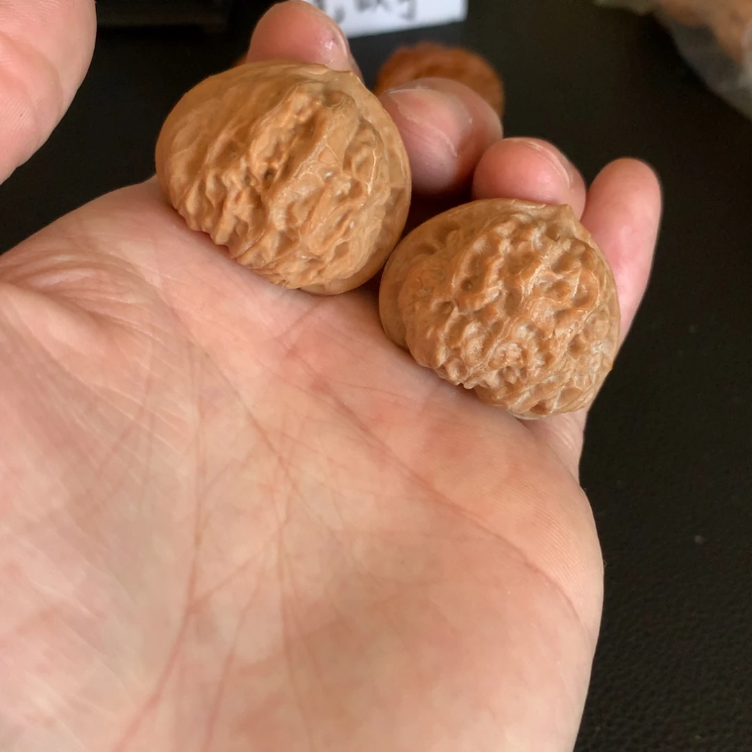 文玩核桃把件门头沟元宝36