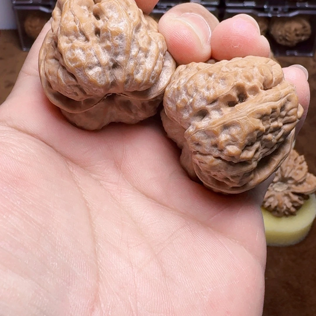 38尺寸蛤蟆头手把件