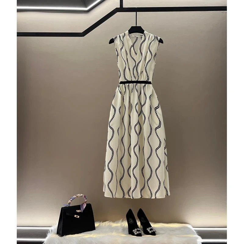 【NA】夏季新款复古时尚百搭印花无袖连衣裙 H-785