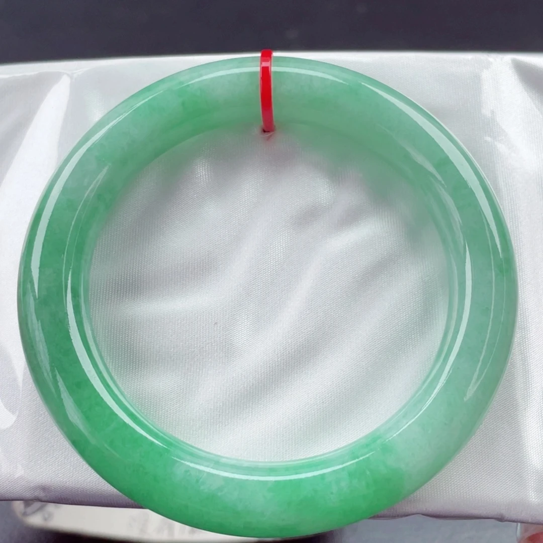 翡翠未镶嵌手镯57圆条