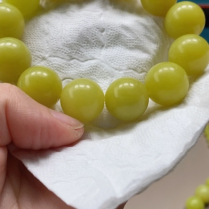 楠***江非金属无新疆若羌黄口手串
