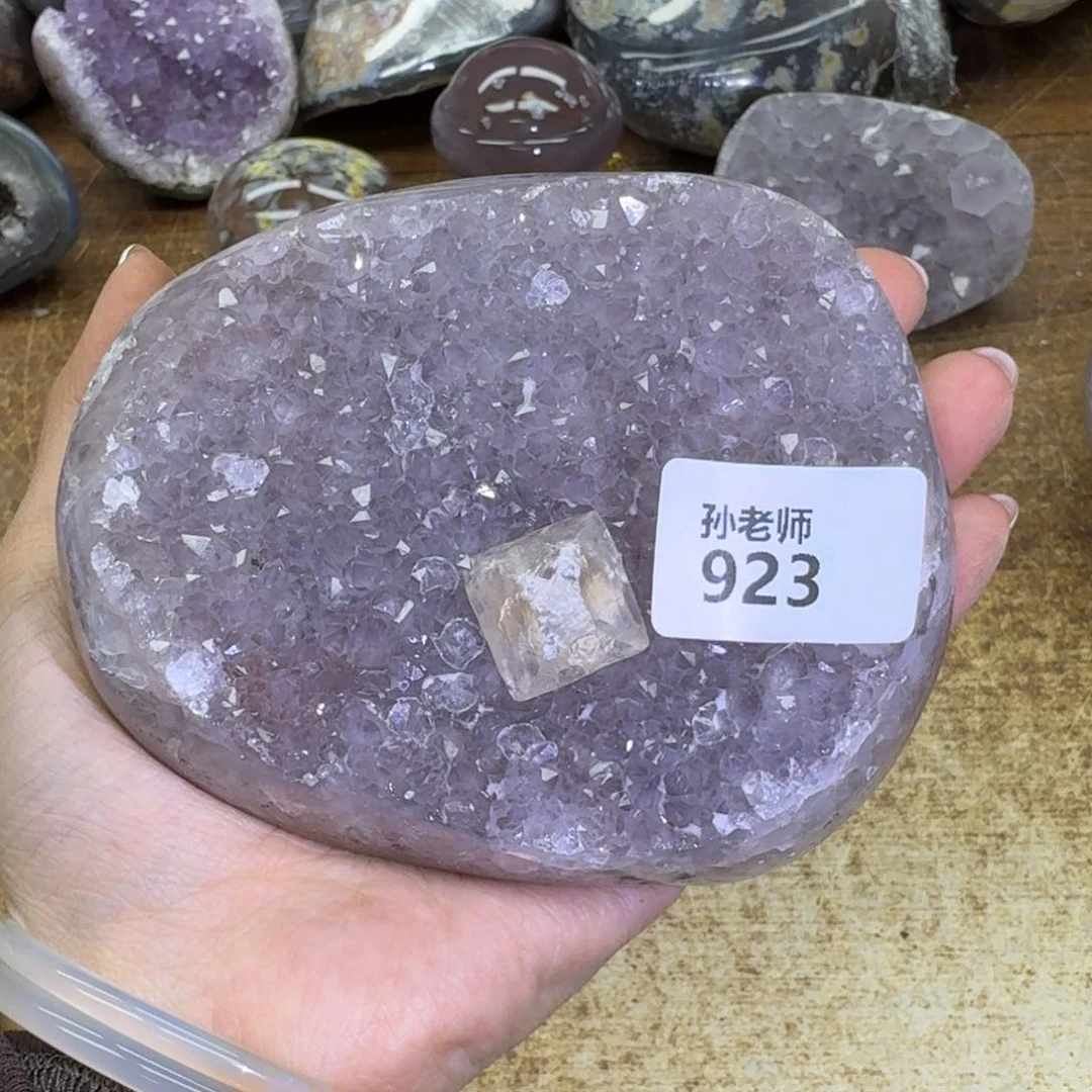 水晶大型摆件（非配饰）未镶嵌