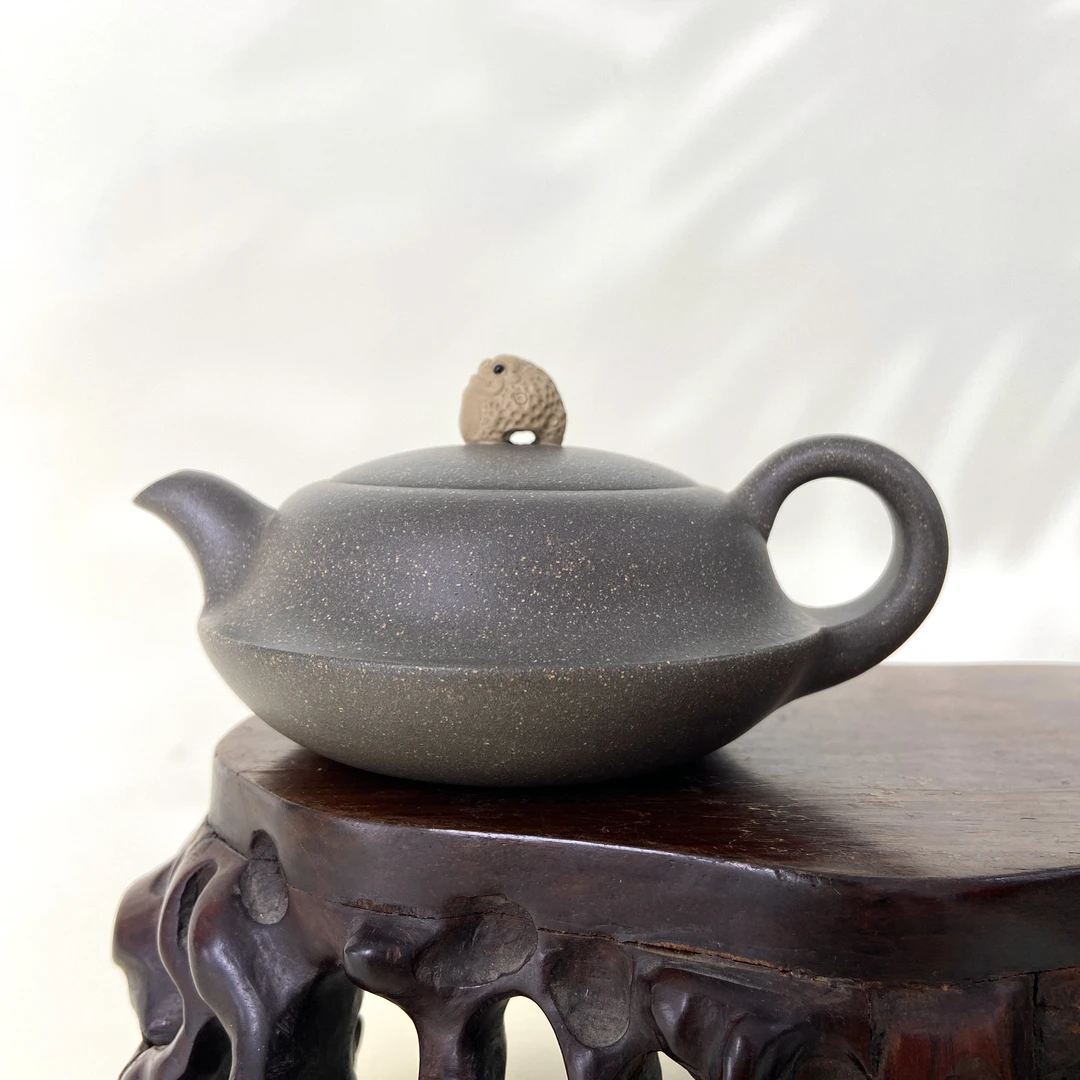 宜兴手工紫砂陶 (万旭霞)200cc茶壶GS4208-54