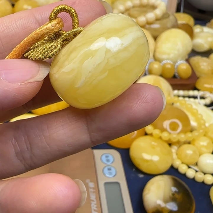 蜜蜡未镶嵌颈饰天然蜜蜡