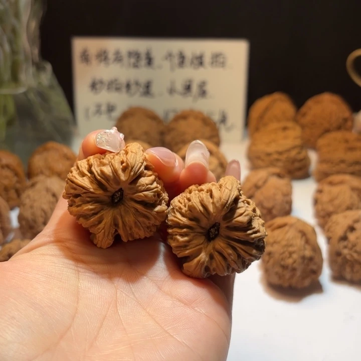 白***纸吊坠文玩核桃3号链接，