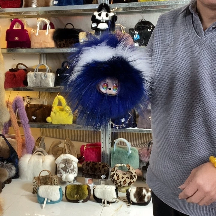 钛合金带子款娃叔皮草貉子毛挂件