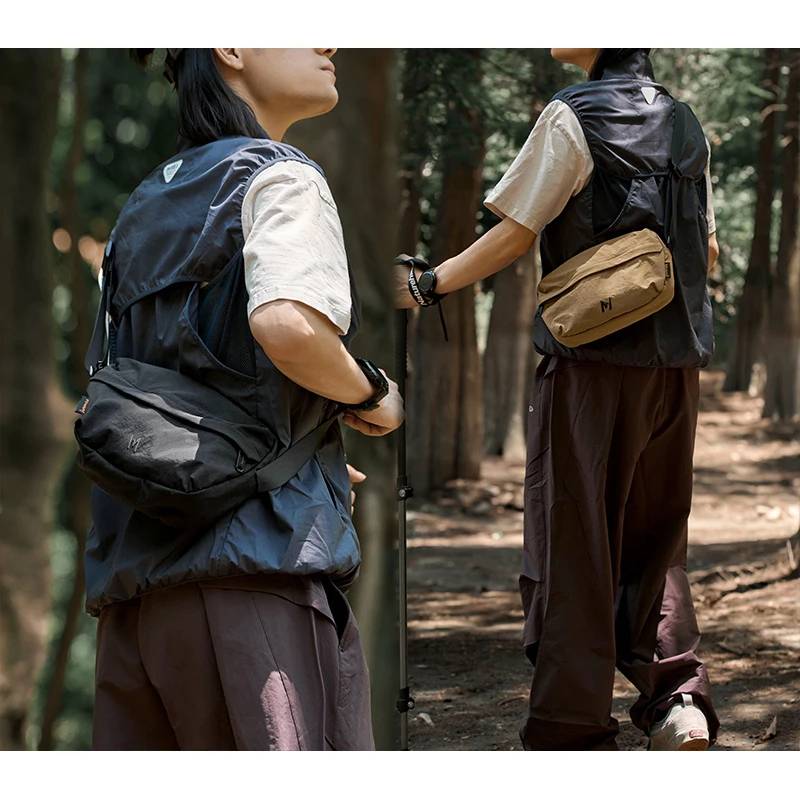 男士斜挎包外出可携式胸包2025新款山系单肩包通勤小挎包多功能男