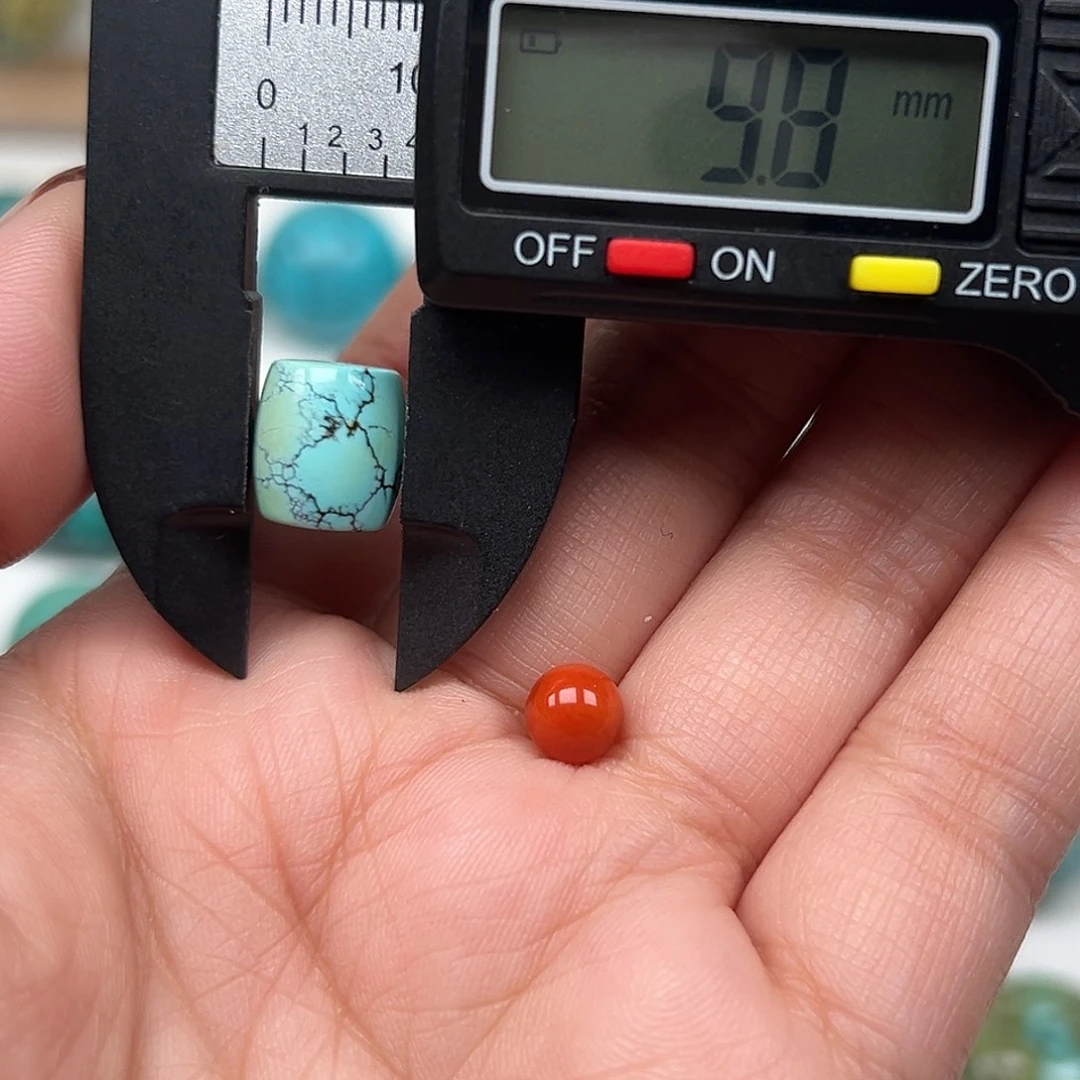 南红玛瑙未镶嵌珠宝奇石