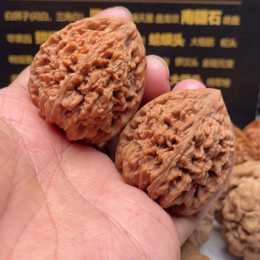 文玩核桃把件一****。38+尺全品蚂蚁王