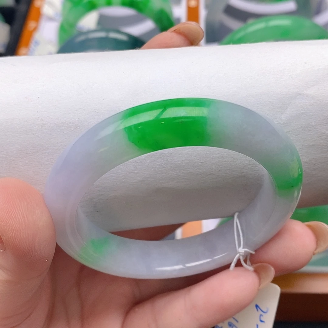 翡翠未镶嵌手镯53