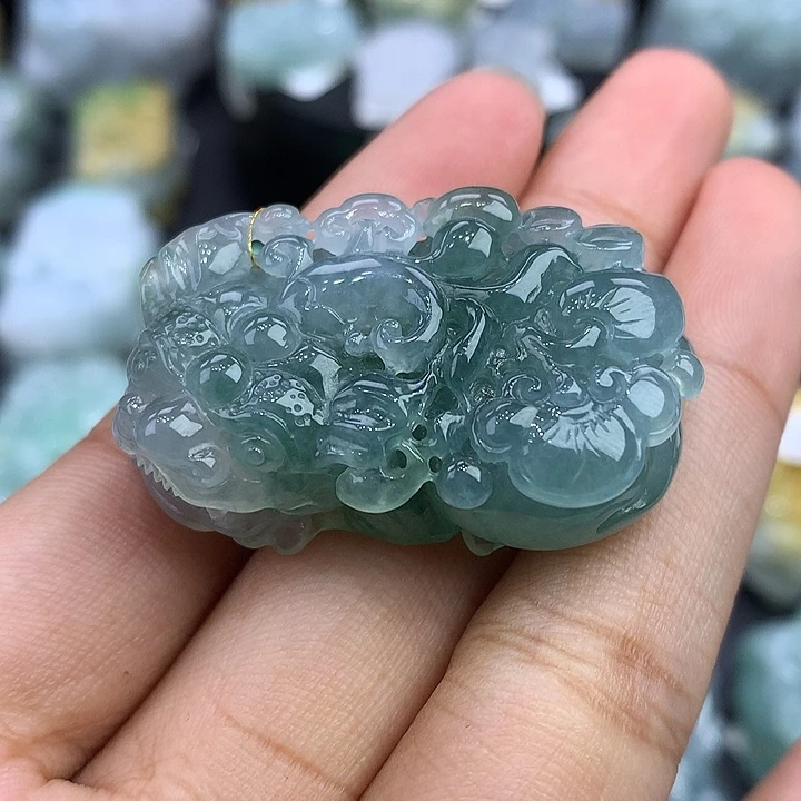 翡翠未镶嵌颈饰天然缅甸翡翠