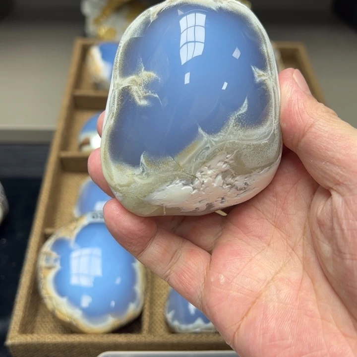 海***草未镶嵌玛瑙/玉髓珠宝奇石