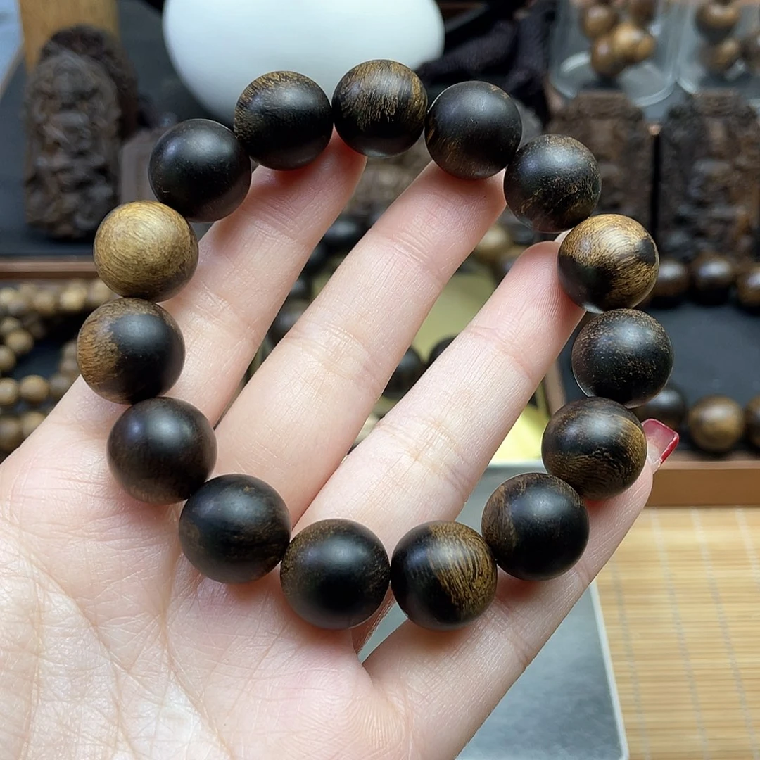 沉香手串头***帅达拉干沉香