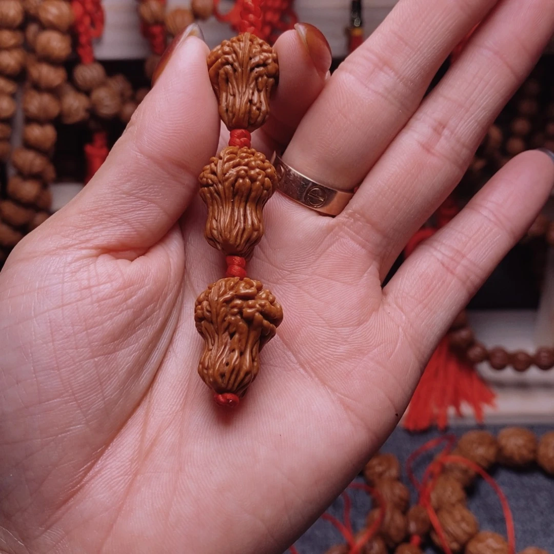 吊坠桃核龙纹桃枭