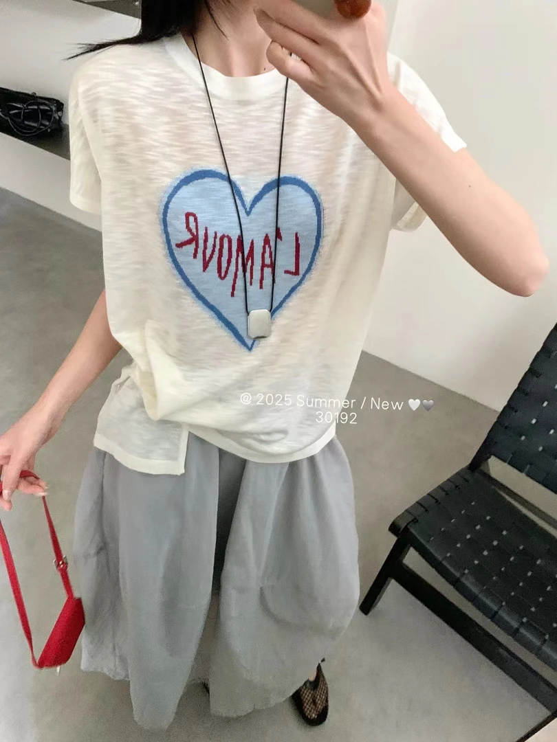 2025夏季女薄款针织T恤新款宽松时尚爱心绣花亚麻针织短袖