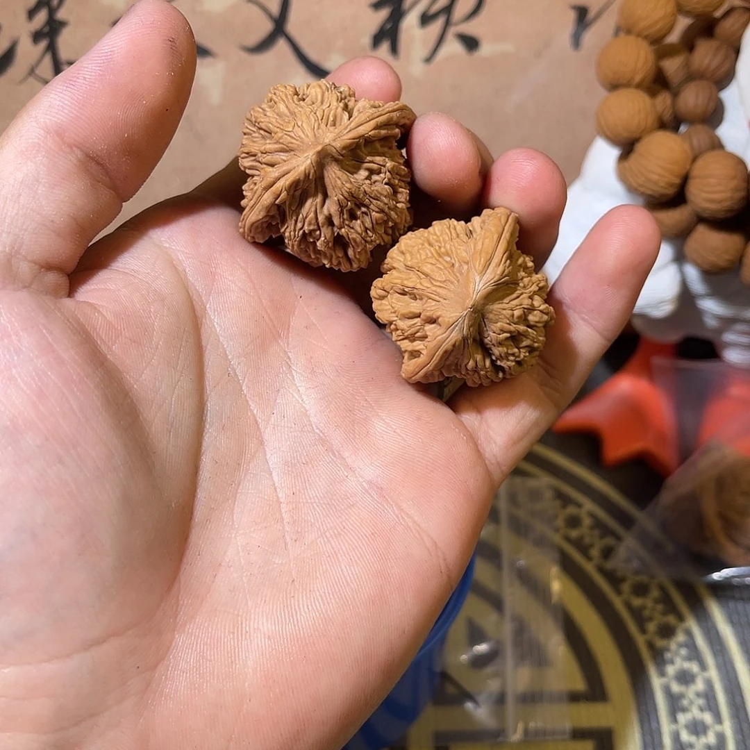 文玩核桃吊坠浠*麦穗虎头