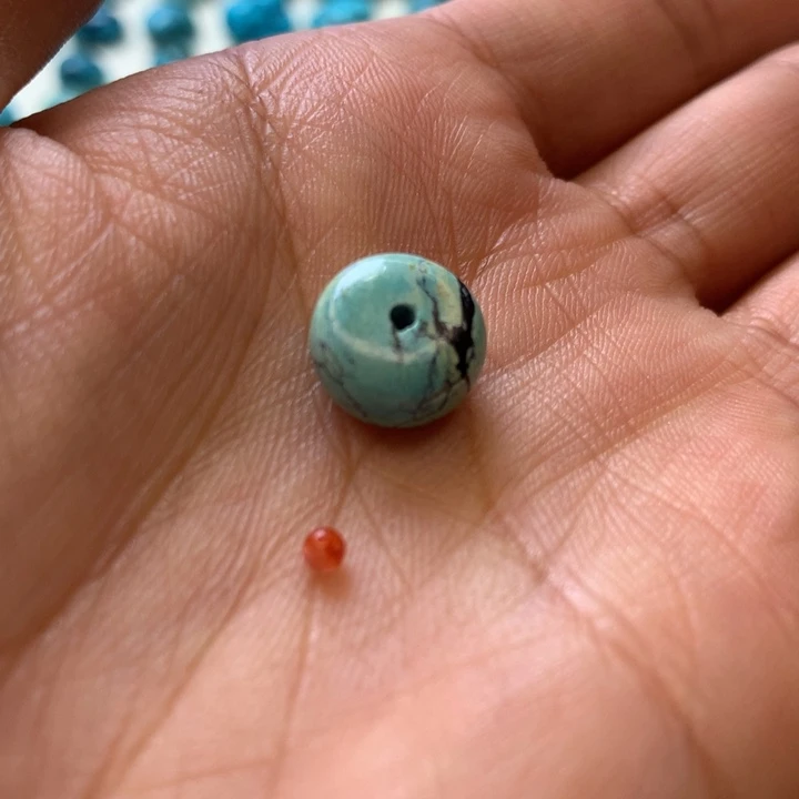 南红玛瑙未镶嵌珠宝奇石