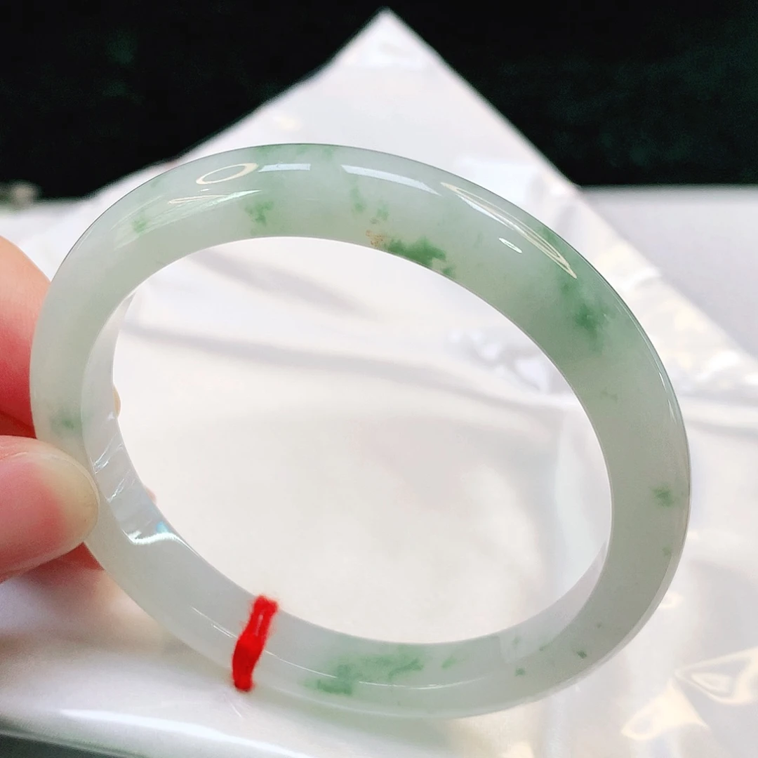 翡翠手镯未镶嵌4号