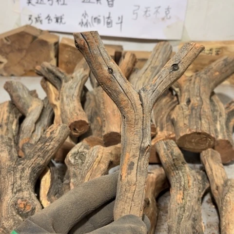 大果紫檀（缅甸花梨）向****赚