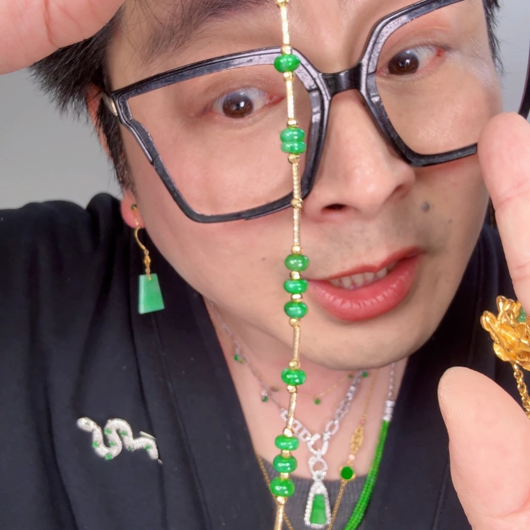 翡翠颈饰18K金镶嵌一个