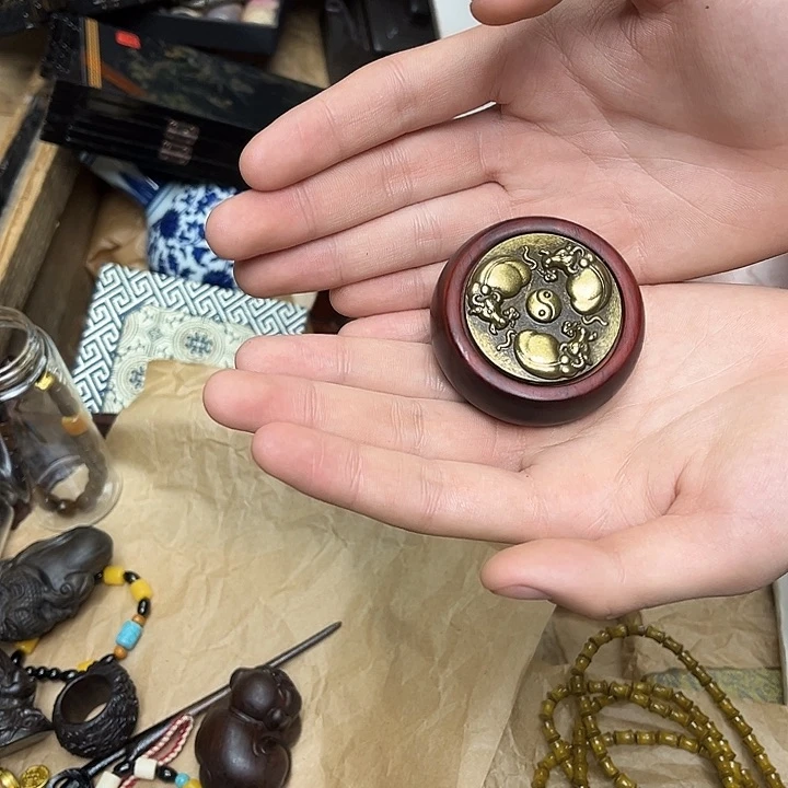 大叶紫檀（黑酸枝木类）