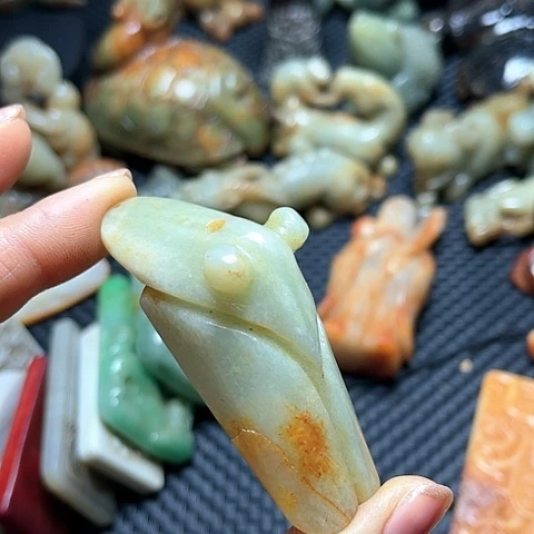 白玉菩提吊坠摆件