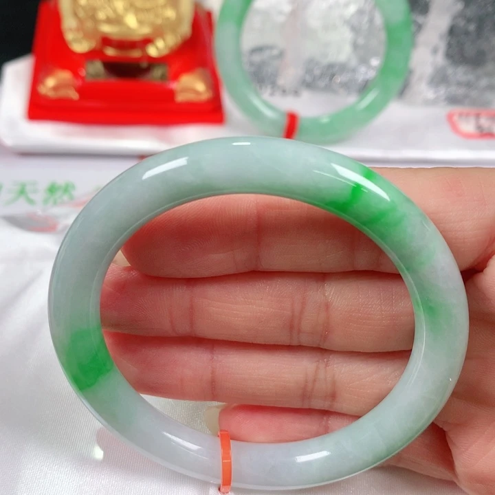 未镶嵌手镯翡翠   编号ZD1269 圆条53.5