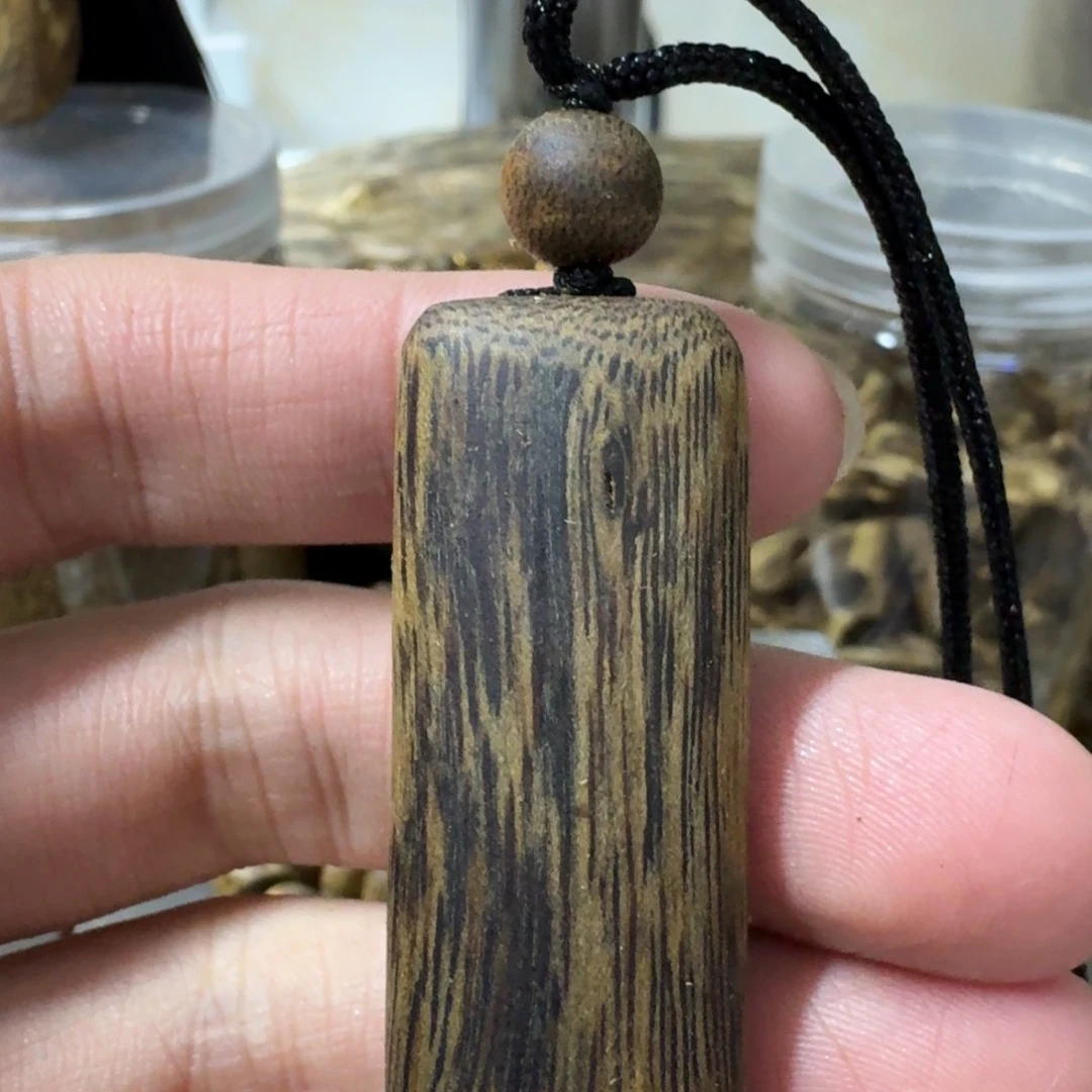 沉香沉香碎屑无事牌