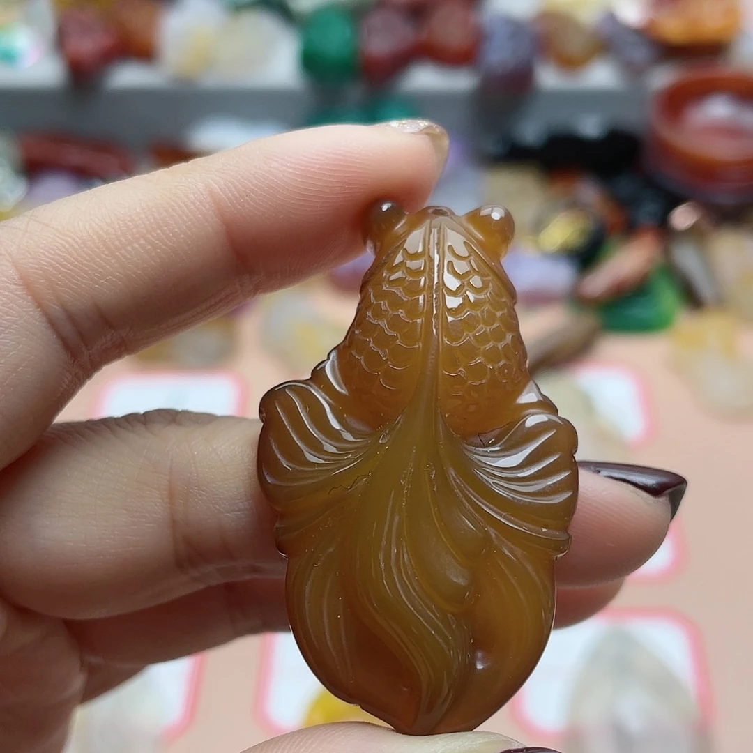 玛瑙/玉髓颈饰合金鱼**水