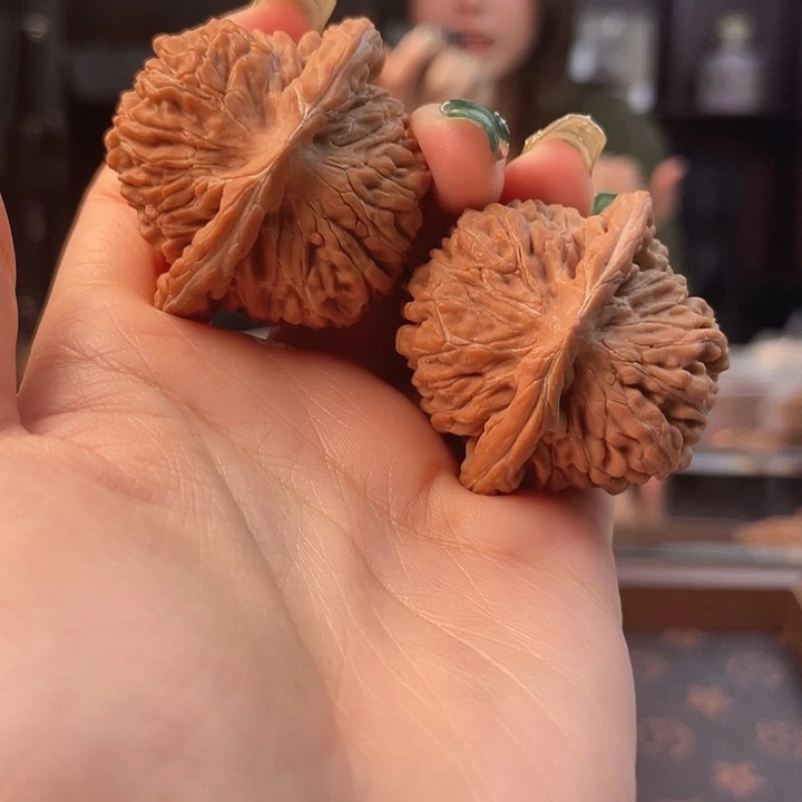 把件文玩核桃瘦*四座楼