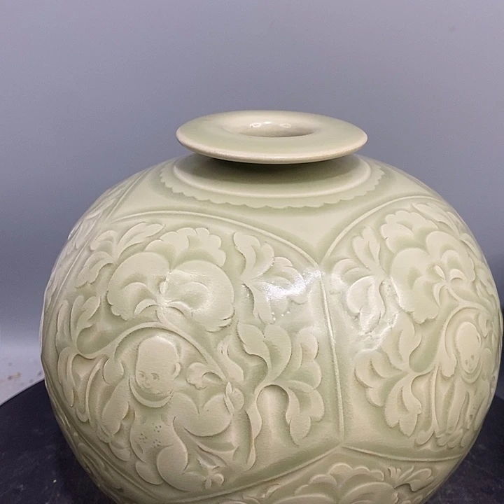 新***园耀州窑嘟噜瓶造型美观