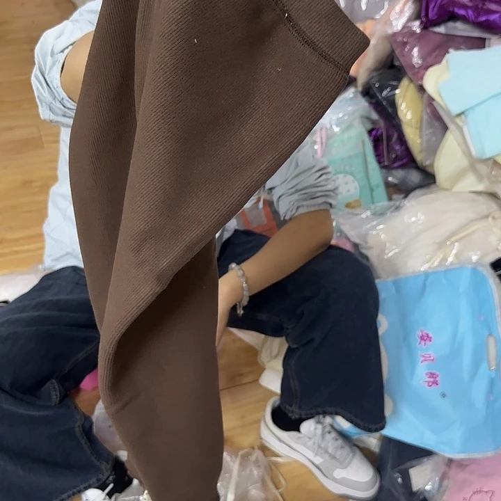 120尺码宽面皮子鞋黑色