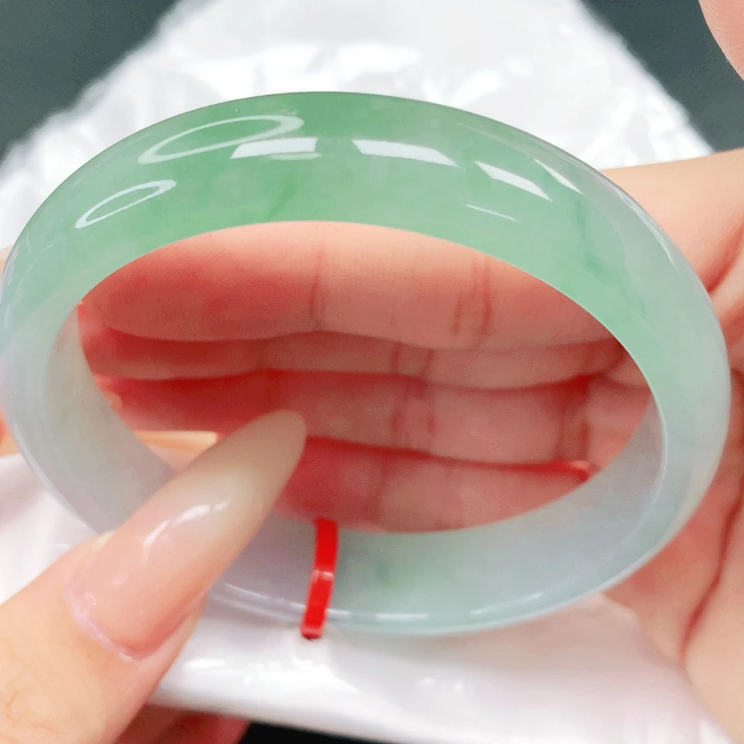 翡翠未镶嵌手镯59