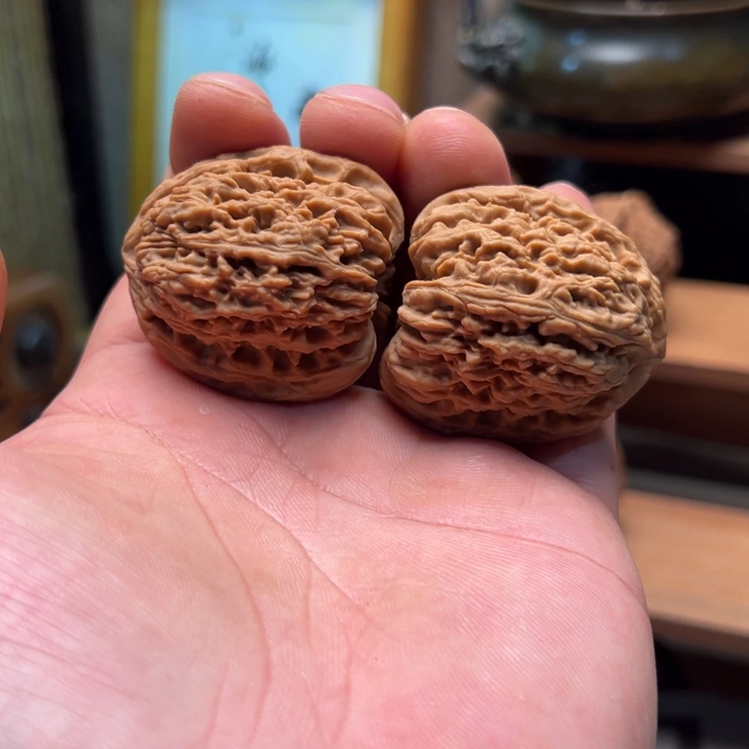 箫***白文玩核桃把件南疆38微色差有黄