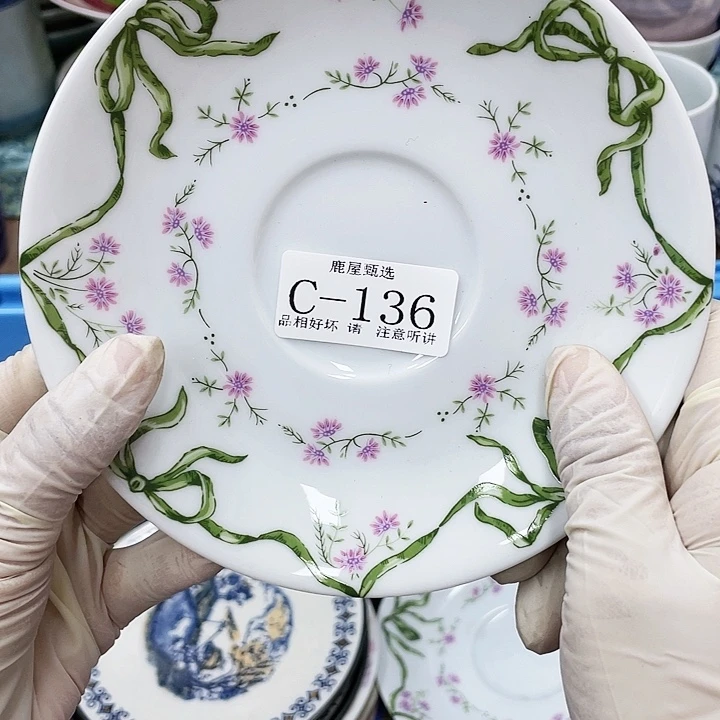 s****s136 鹿鹿家的美丽瓷器