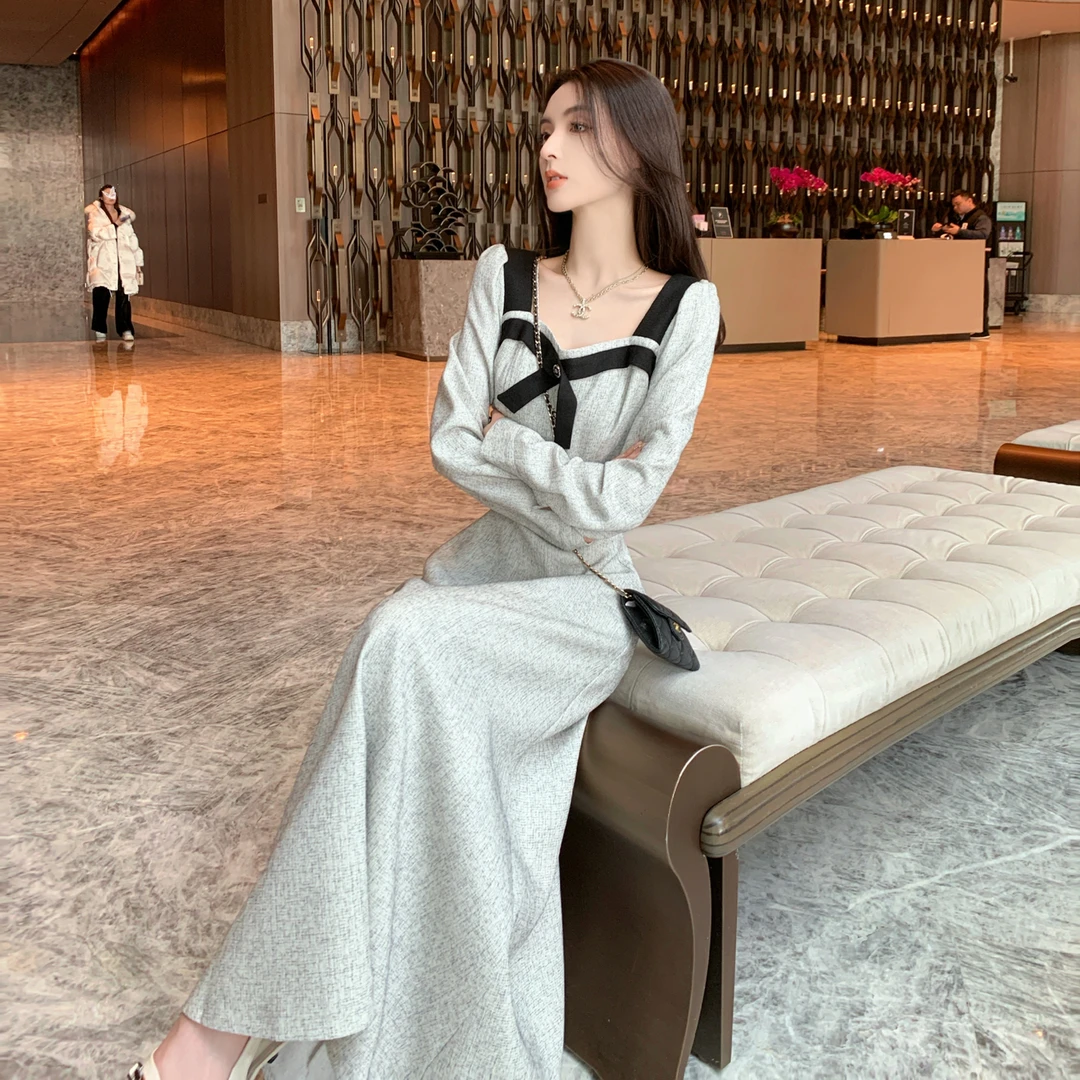 法式方领连衣裙女2025秋季收腰显瘦气质名媛巨好看的小香风长裙子