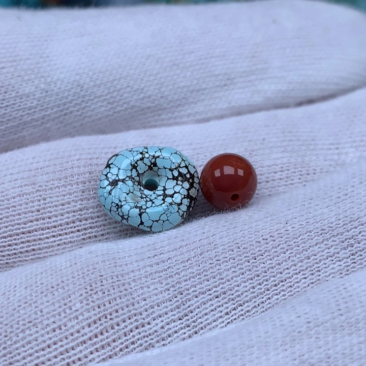 南红玛瑙未镶嵌珠宝奇石