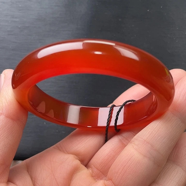 玛瑙/玉髓未镶嵌手镯53圈口