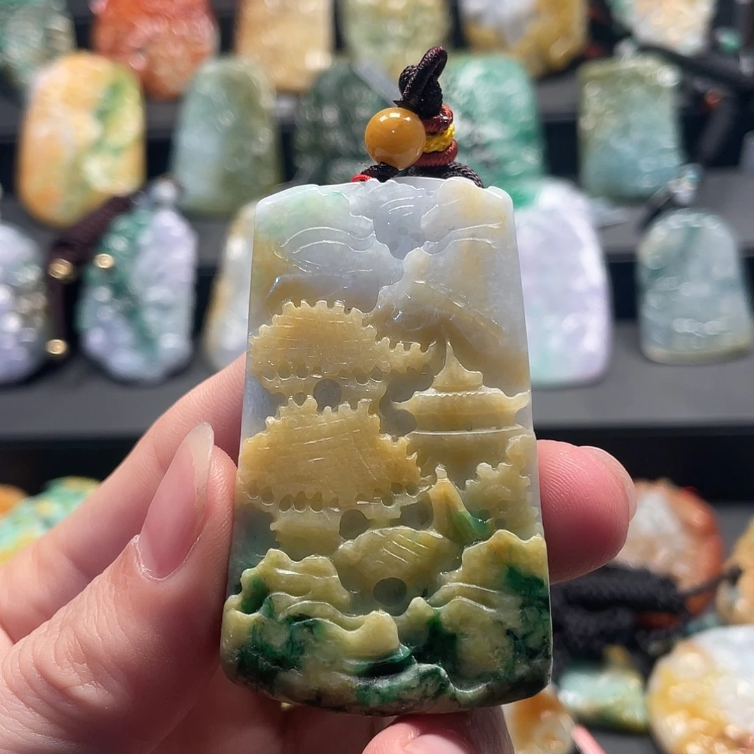 翡翠未镶嵌挂件腾冲