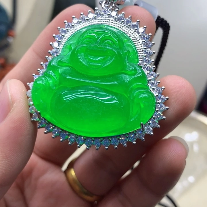 翡翠颈饰未镶嵌吊坠规格