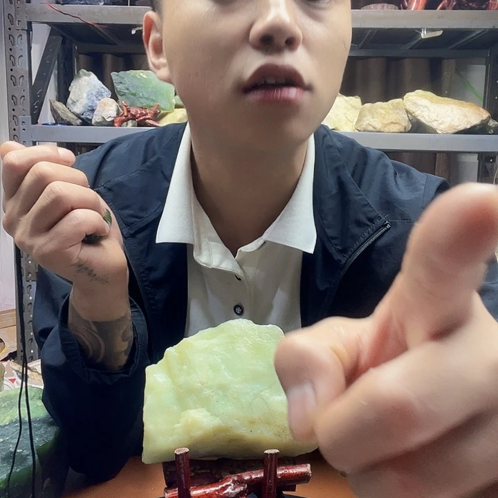 用***1未镶嵌蛇纹石玉珠宝奇石102