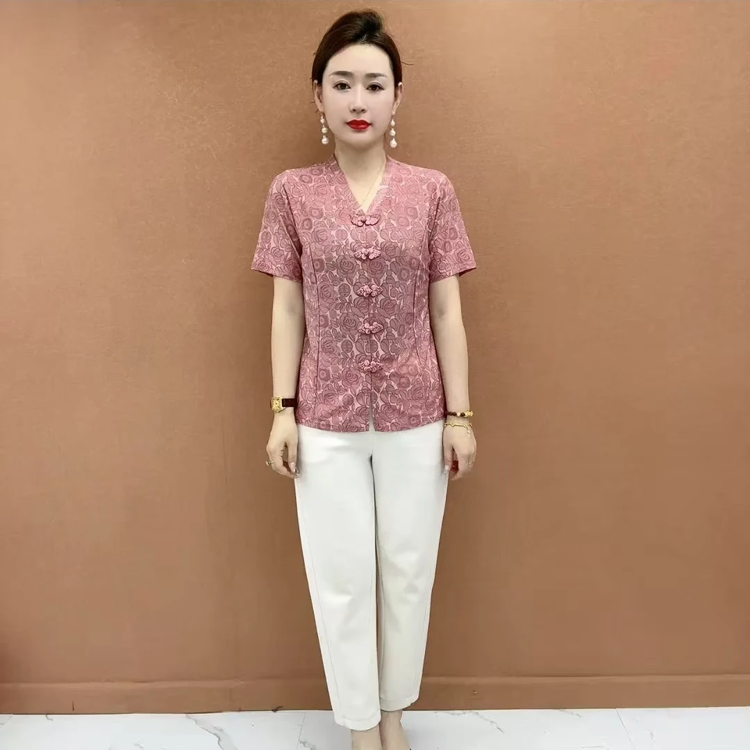 2025新欢显瘦洋气提花盘扣小衫妈妈装