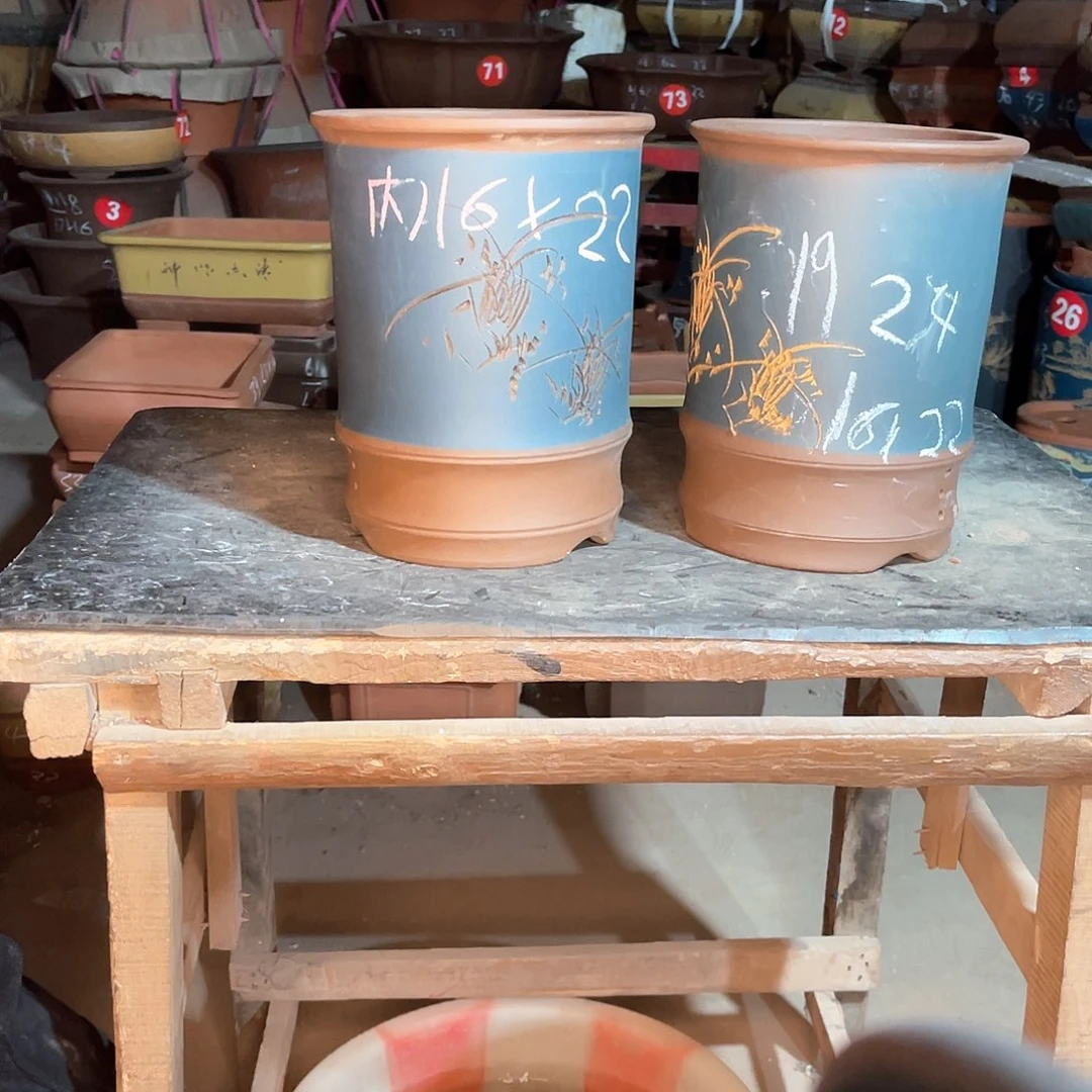 紫砂花盆竹节盆两个