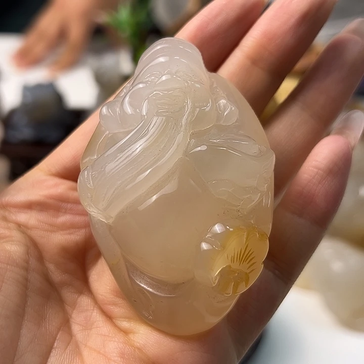 玛瑙/玉髓颈饰合金