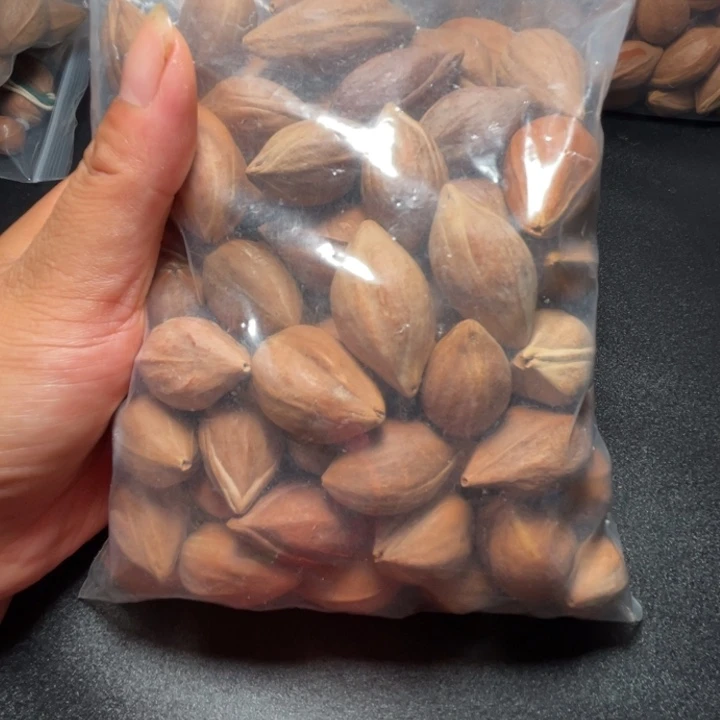 鲁***渤猪牙手串/手链我是